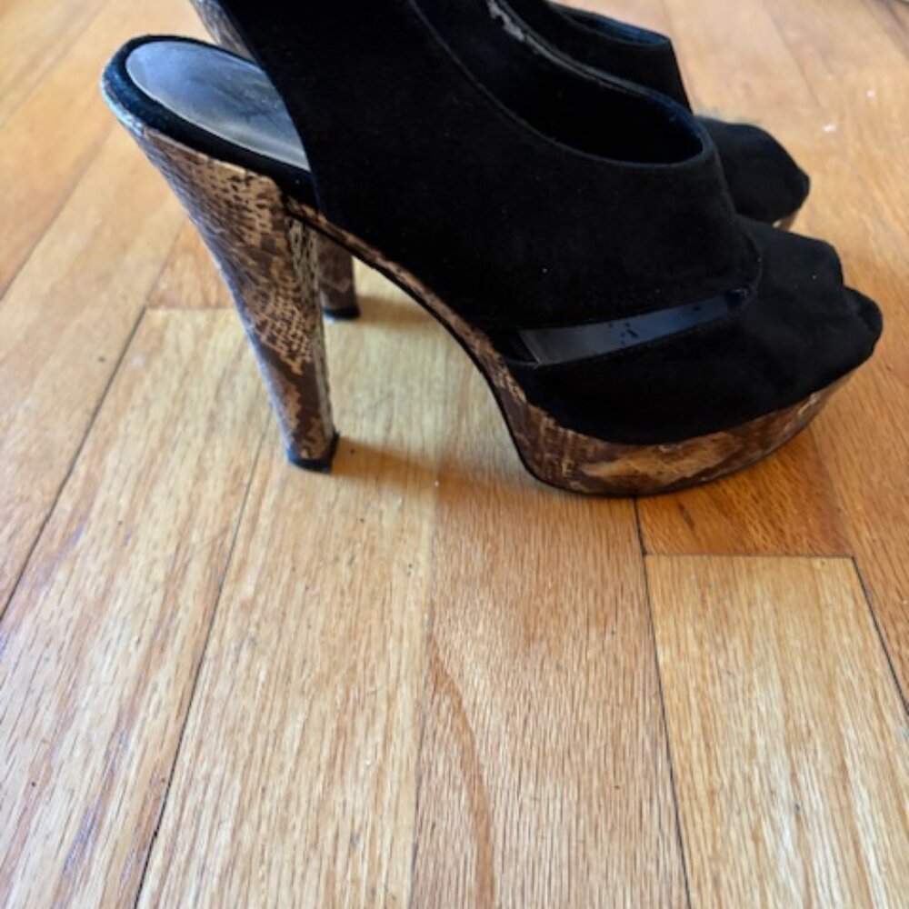 Womens Shoes